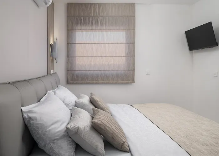 With Parking Space - 23579 Апартаменты Вир